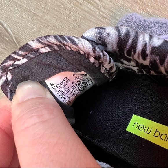 Shoes - Picture 8 of 8